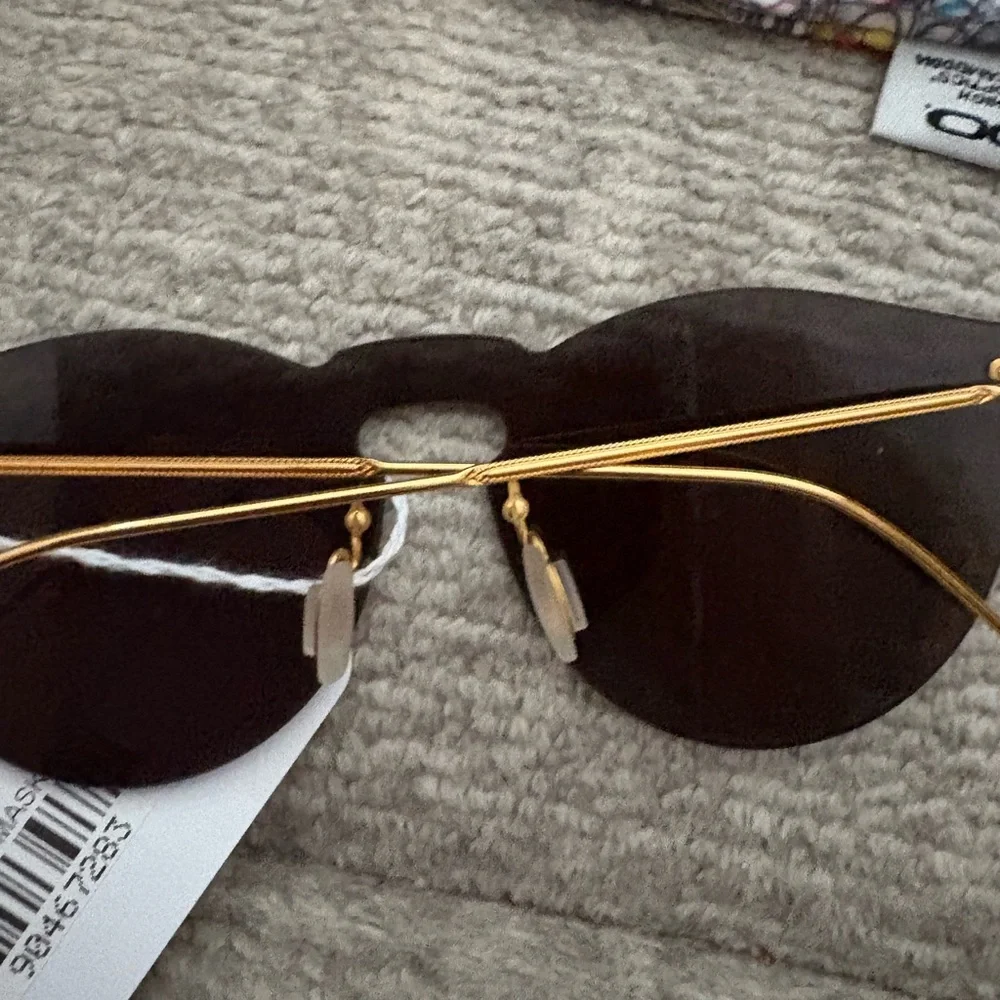 NWT Illesteva sunglasses - Picture 9 of 10